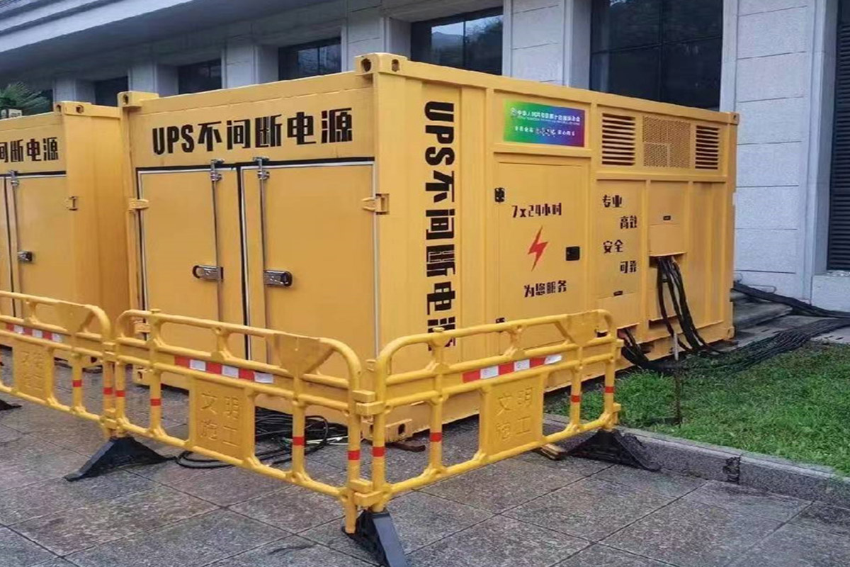砚山发电机租赁施工现场